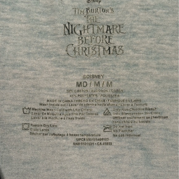 Disney “Nightmare Before Christmas” women’s Tee. - Picture 4 of 4